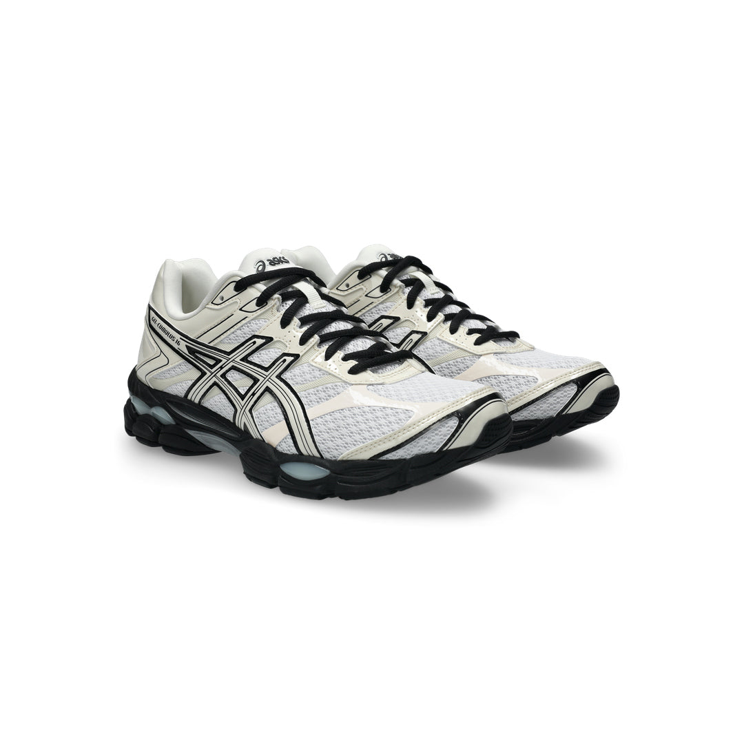 ASICS GEL-CUMULUS 16 'White Cream' - front three-quarter view of the pair
