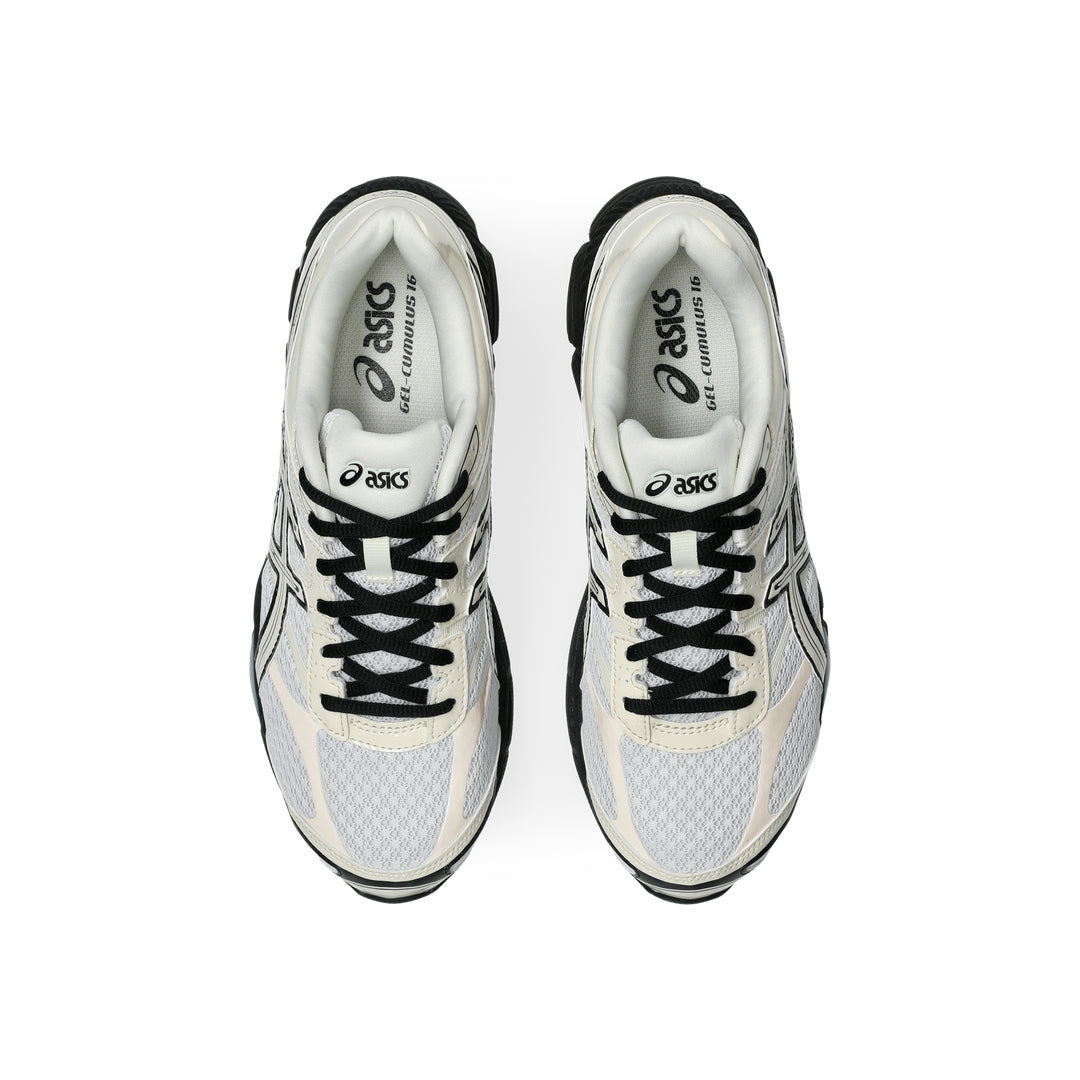 ASICS GEL-CUMULUS 16 'White Cream' - top view of the pair