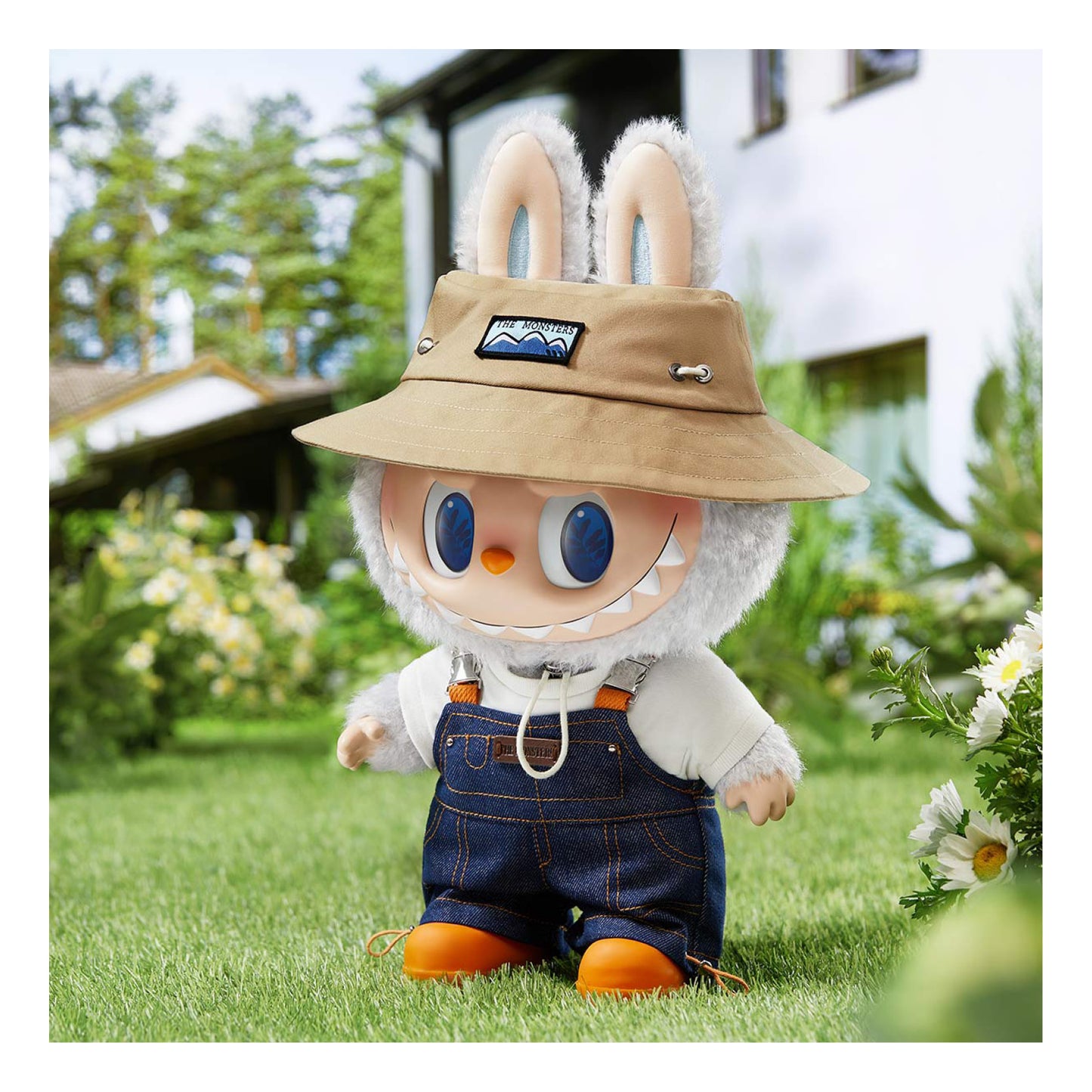 THE MONSTERS - FALL IN WILD Vinyl Plush Doll