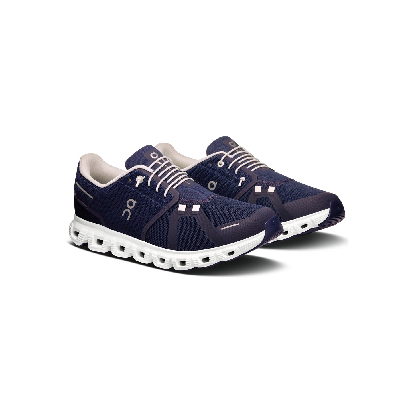 ON Cloud 6 ‘Midnight White’ – lightweight running and lifestyle sneakers with CloudTec® cushioning, breathable mesh upper, midnight navy and white colourway, side profile