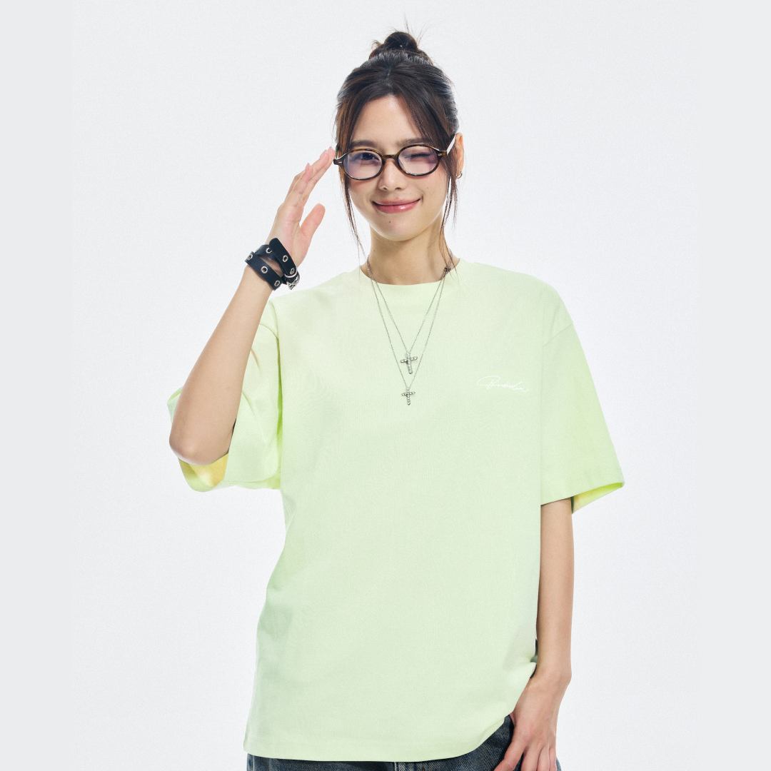 Boneless Calligraphy Print T-Shirt Green front view with minimal chest logo embroidery