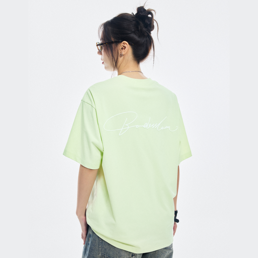 Boneless Calligraphy Print T-Shirt Green front view with minimal chest logo embroidery