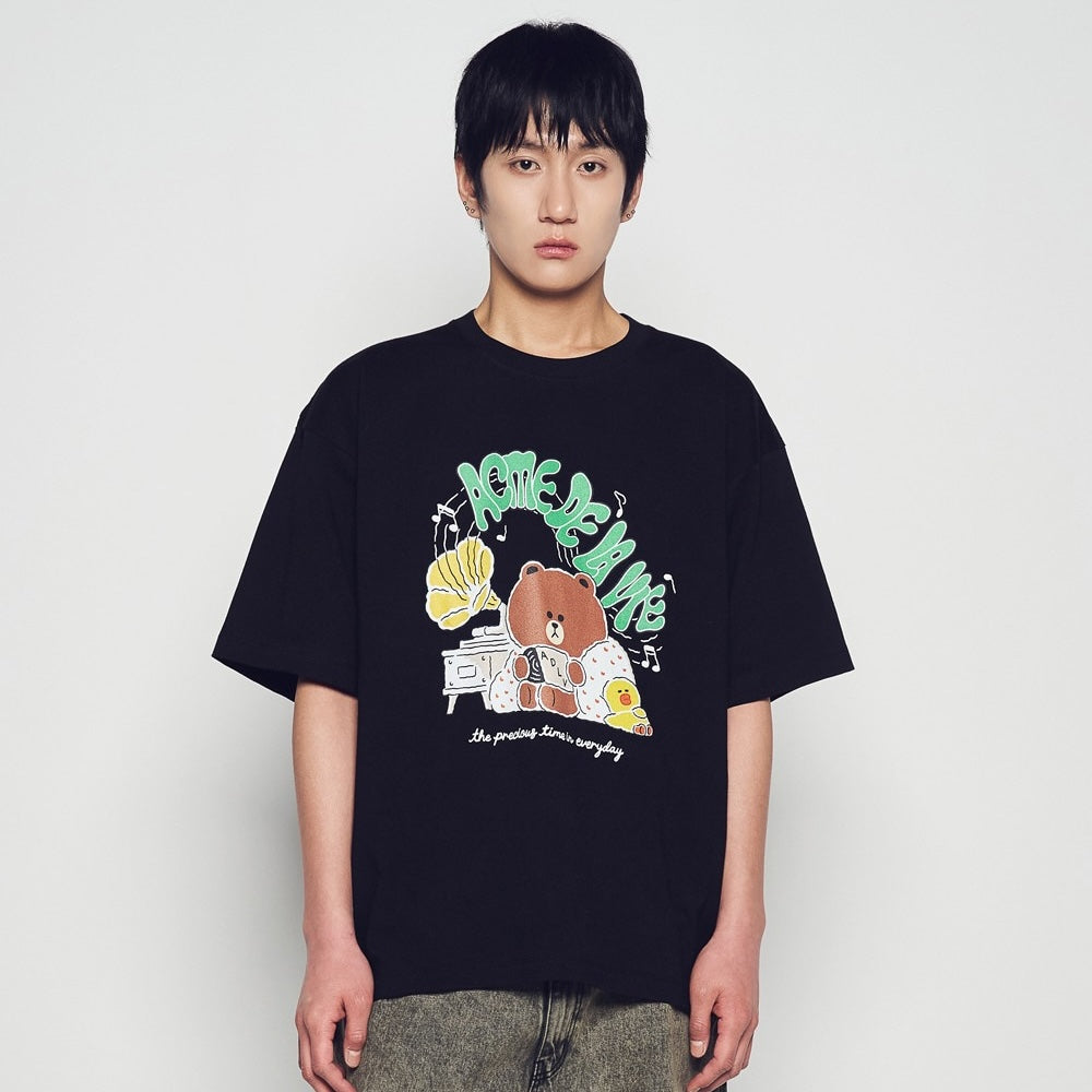 ADLV Daily Line Friends SS T-Shirt Black oversized graphic tee Line Friends print casual streetwear top