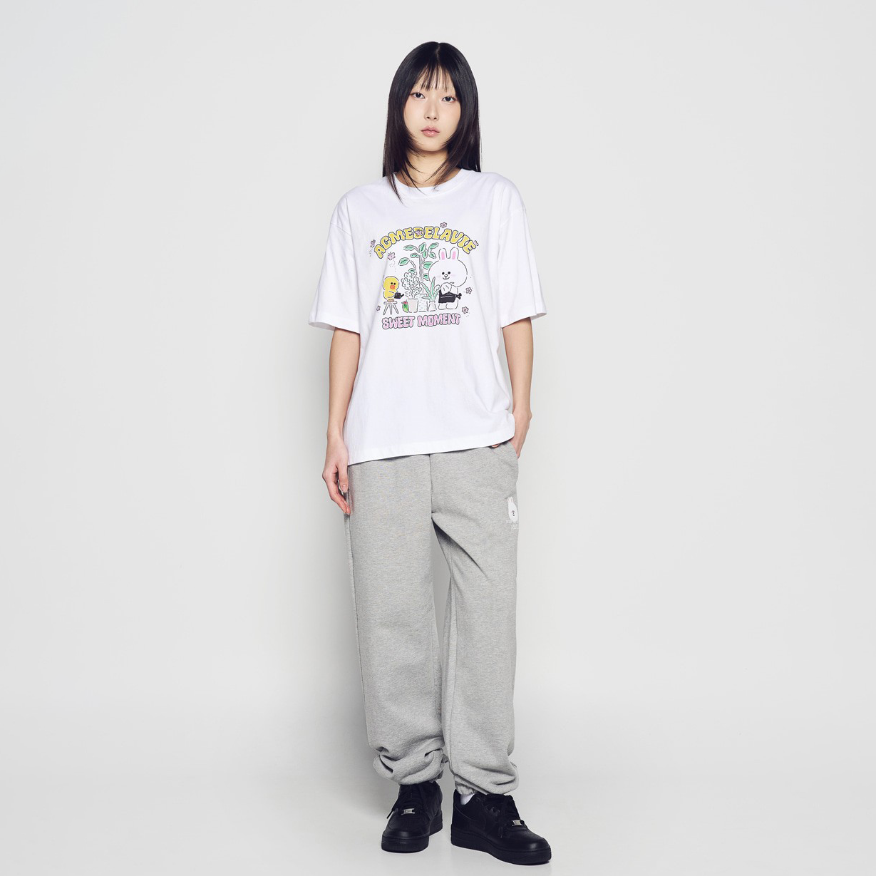 ADLV Line Friends Brown Star SS T-Shirt 'Cream'