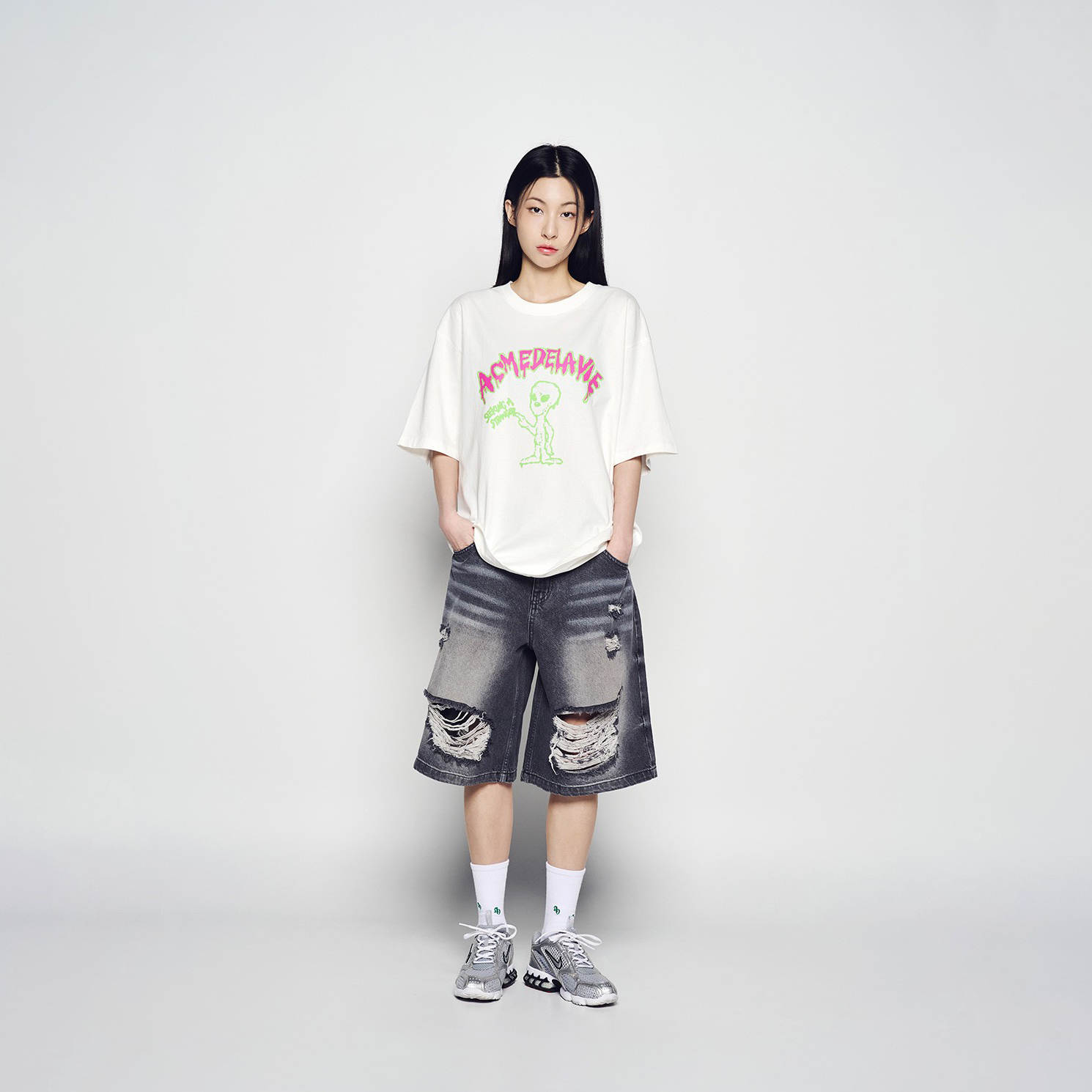ADLV Flow Alien SS T-Shirt Cream oversized graphic tee alien print casual streetwear top
