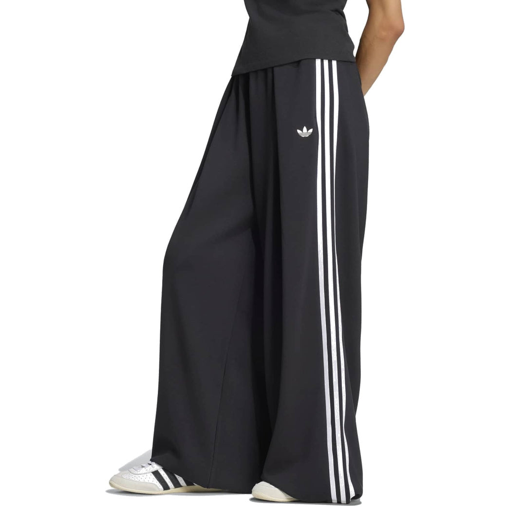 adidas Originals by JENNIE Pleated Track Pants 'Black' (WMNS) – model front view