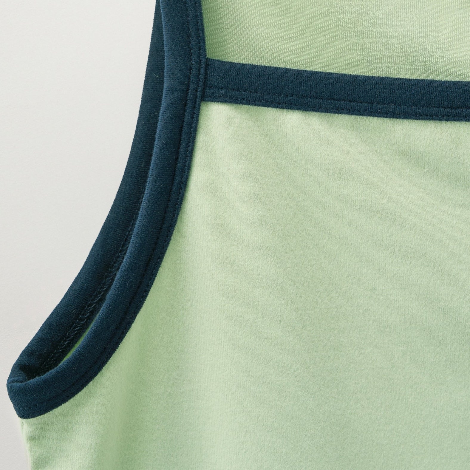 SATUR Apero Logo Solid Sleeveless Mint womens sleeveless top contrast trim embroidered logo casual apparel