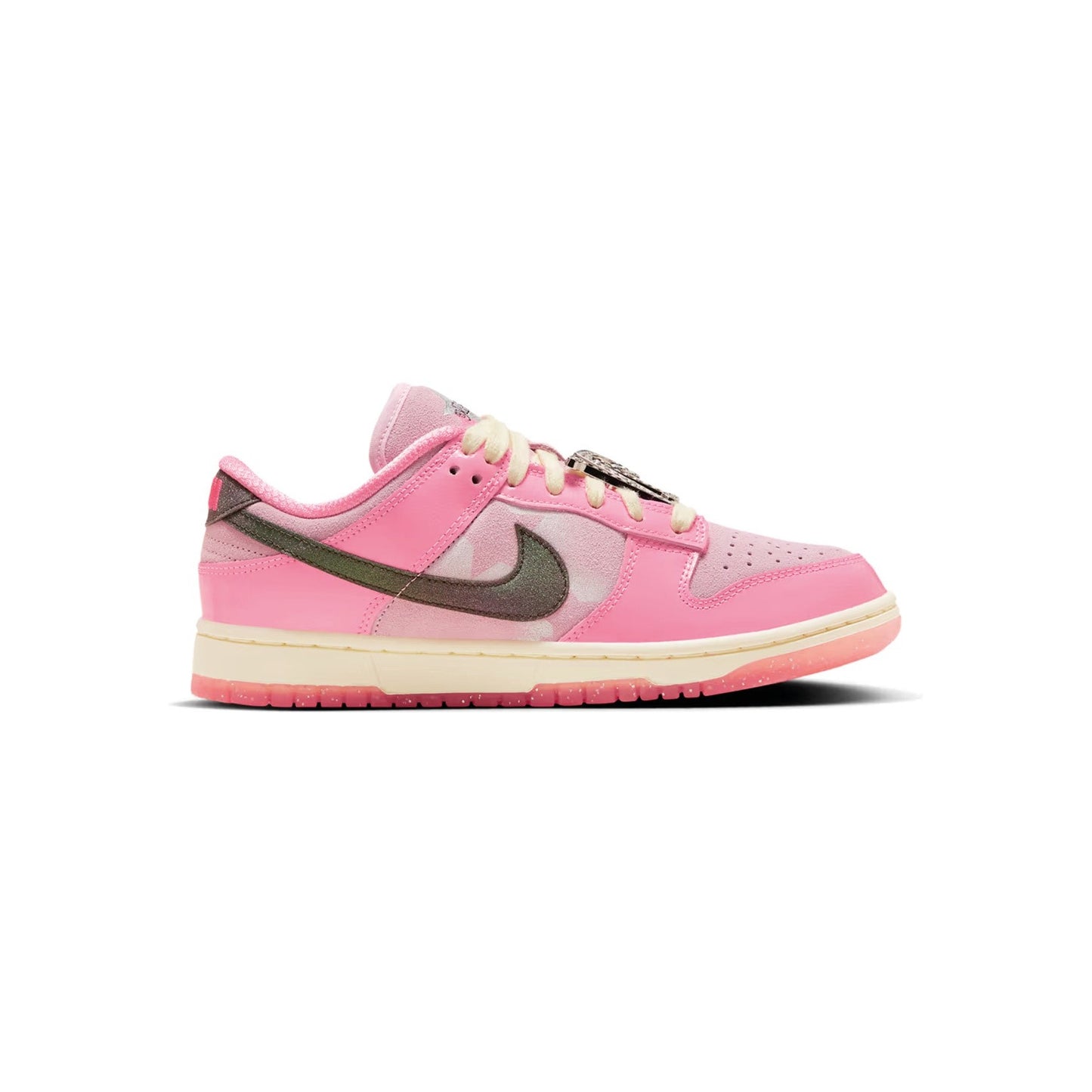 Nike Dunk Low 'Barbie'