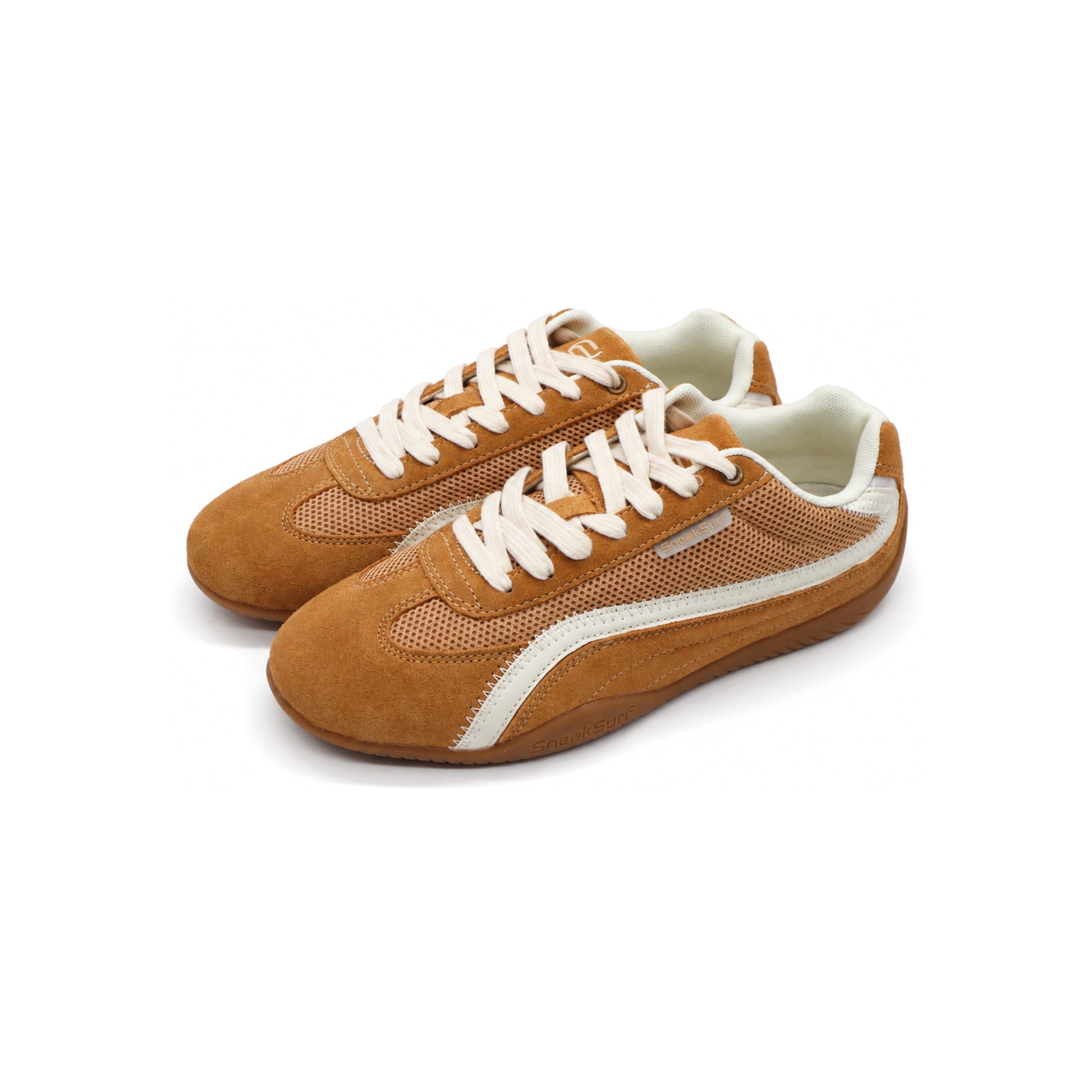 SneakSurf Racer Sand Dune Brown lifestyle sneaker with breathable mesh upper suede overlays and gum rubber outsole