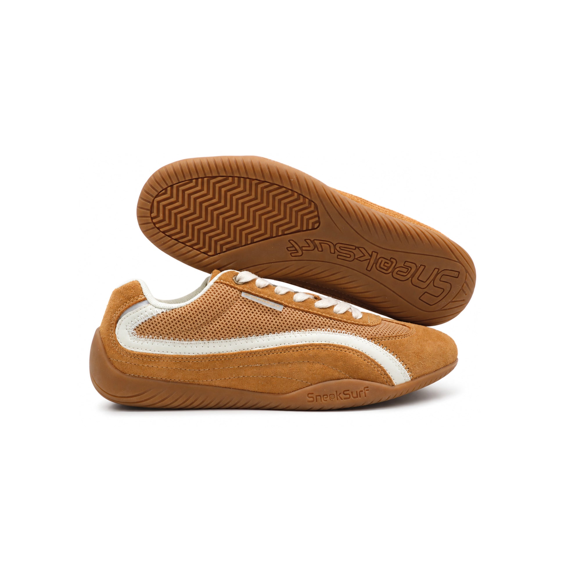 SneakSurf Racer Sand Dune Brown lifestyle sneaker with breathable mesh upper suede overlays and gum rubber outsole